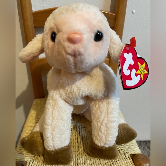 Ty Beanie Babies Ewey The Lamb
birthday March 1 1998 - Picture 10 of 10